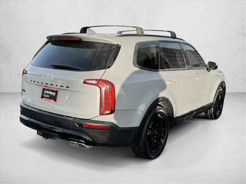 Used 2022 Kia Telluride SX w/ SX Prestige Package image 5