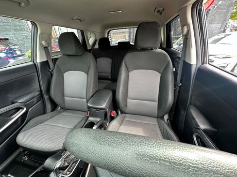 Used 2024 Kia Soul LX w/ Option Group 015 FWD image 22
