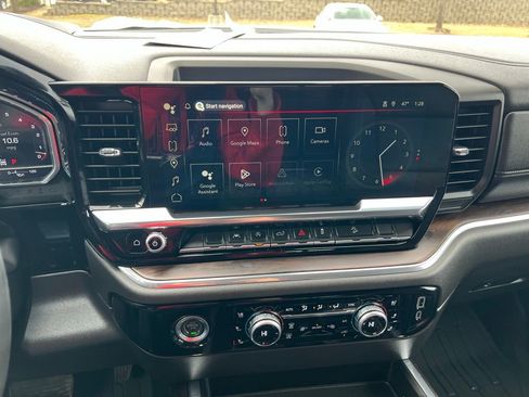 Used 2023 GMC Sierra 1500 SLT w/ SLT Premium Package image 34