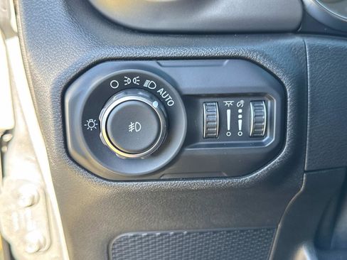 Used 2020 Jeep Wrangler Willys image 33