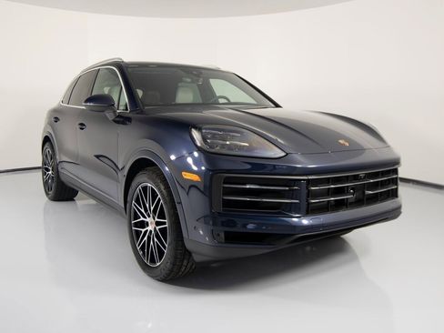 New 2026 Porsche Cayenne image 11