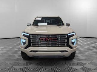 New 2026 GMC Canyon Denali video 2