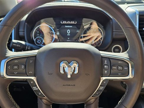 Used 2025 RAM 1500 Laramie image 20