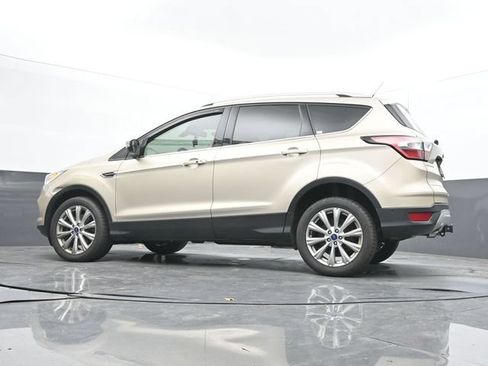 Used 2018 Ford Escape Titanium AWD/4WD image 27