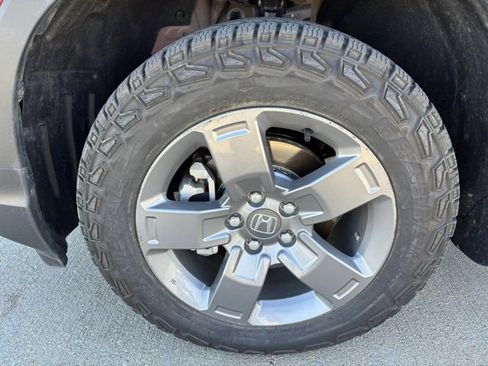 Certified 2025 Honda Ridgeline TrailSport image 9