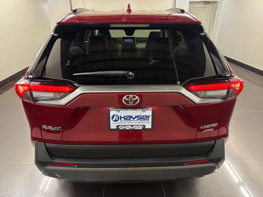 Used 2019 Toyota RAV4 Limited w/ Cold Weather Package AWD/4WD image 5