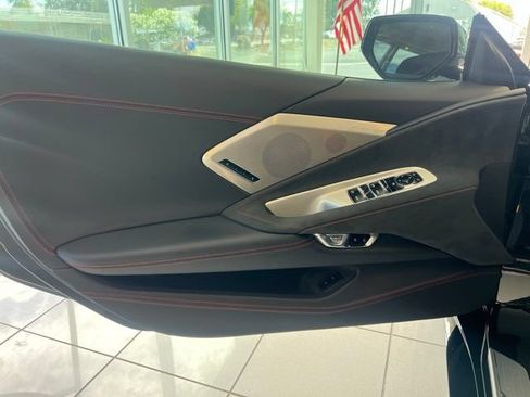 Used 2023 Chevrolet Corvette Stingray Premium Conv w/ Battery Protection Package RWD image 15