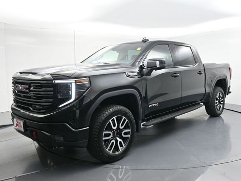 Used 2024 GMC Sierra 1500 AT4 w/ AT4 Premium Package AWD/4WD image 1
