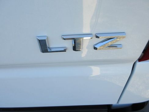 New 2026 Chevrolet Silverado 1500 LTZ w/ LTZ Premium Package AWD/4WD image 12