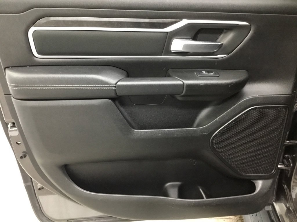 Used 2023 RAM 1500 Big Horn AWD/4WD image 34