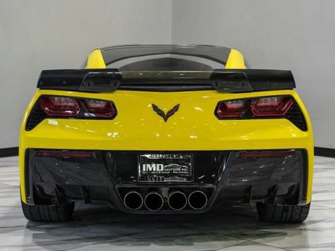 Used 2015 Chevrolet Corvette Stingray Coupe RWD image 11