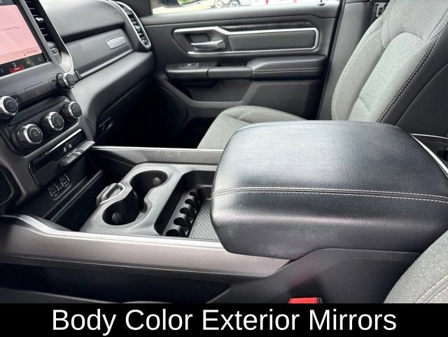Used 2022 RAM 1500 Big Horn AWD/4WD image 32