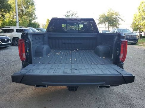 Used 2021 GMC Sierra 1500 Denali w/ Denali Ultimate Package AWD/4WD image 9