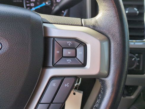 Used 2018 Ford F350 Lariat w/ FX4 4x4 Off Road Package image 21