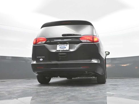 Used 2024 Chrysler Voyager LX FWD image 40