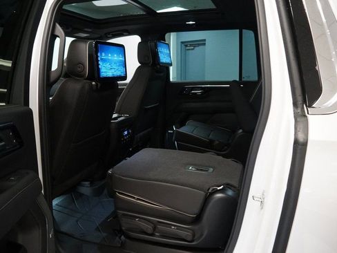 New 2025 Chevrolet Suburban Premier AWD/4WD image 44