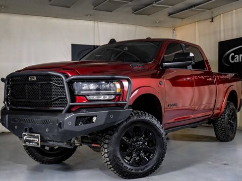 Used 2022 RAM 2500 Limited w/ Night Edition AWD/4WD image 4