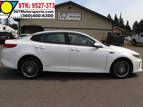 Used 2016 Kia Optima EX w/ Premium Package FWD image 9