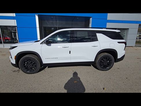 New 2026 Chevrolet Traverse LT w/ Midnight/Sport Edition image 5