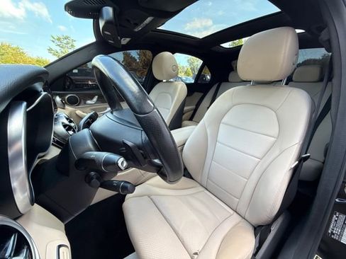 Used 2018 Mercedes-Benz C 300 Sedan image 24