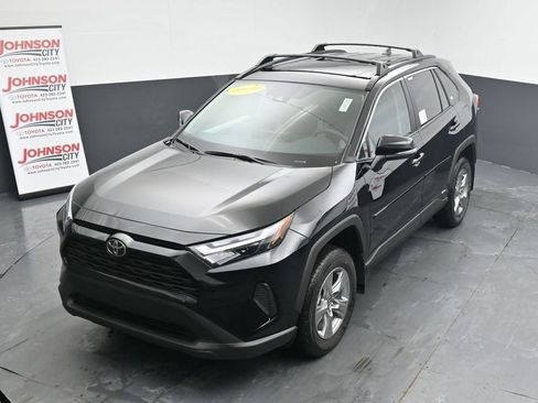 New 2025 Toyota RAV4 XLE image 23