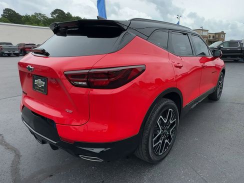 Certified 2023 Chevrolet Blazer RS w/ Driver Confidence II Package FWD image 8