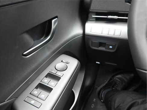 New 2026 Hyundai Kona SEL Sport FWD image 19