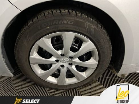 Used 2024 Toyota Corolla LE FWD image 20