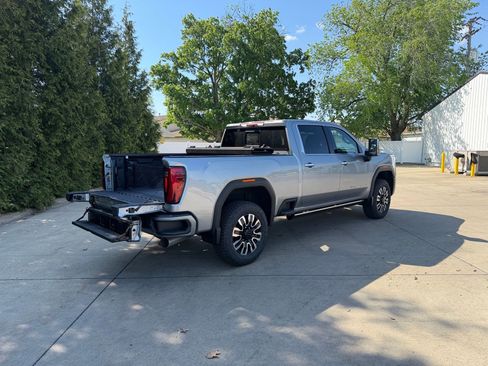 New 2026 GMC Sierra 2500 Denali Ultimate AWD/4WD image 33