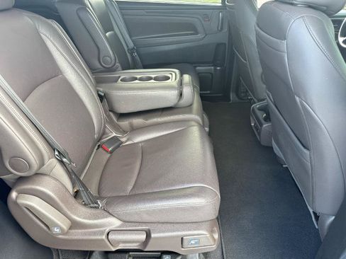 Used 2018 Honda Odyssey EX-L image 11