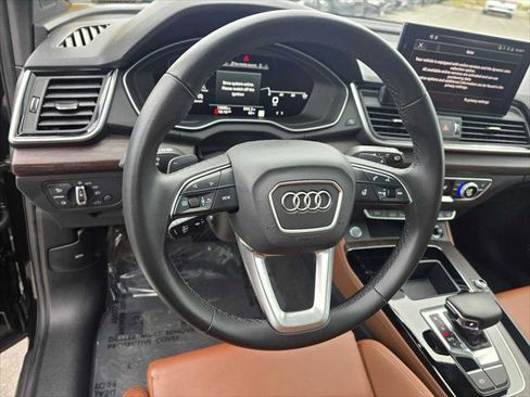Certified 2025 Audi Q5 2.0T Premium Plus AWD/4WD image 25