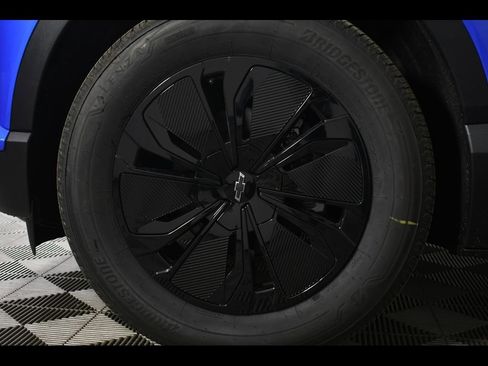 New 2025 Chevrolet Blazer EV LT image 14