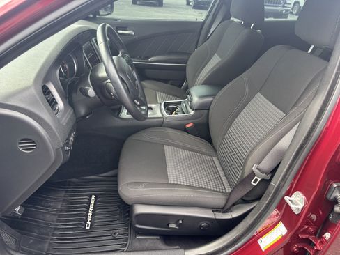 Used 2023 Dodge Charger SXT AWD/4WD image 10