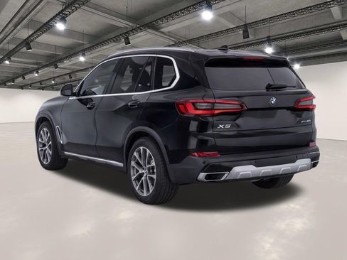 Used 2020 BMW X5 xDrive40i w/ Premium Package AWD/4WD image 3