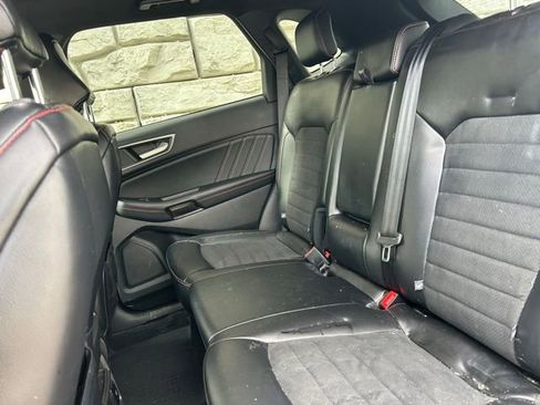 Used 2024 Ford Edge ST-Line AWD/4WD image 9