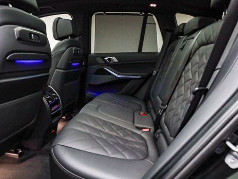 Used 2026 BMW X5 M60i w/ Executive Package image 20