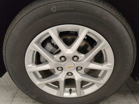 Used 2024 Chevrolet Equinox LT image 31