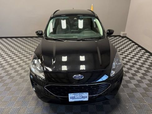 Used 2022 Ford Escape SE w/ SE Sport Appearance Package AWD/4WD image 5