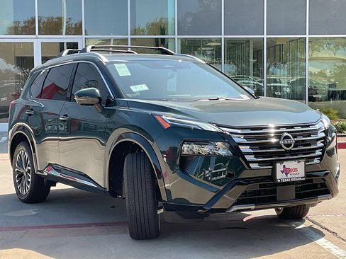 New 2026 Nissan Rogue Platinum w/ Platinum Premium Package AWD/4WD image 3