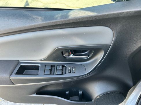 Used 2017 Toyota Yaris SE image 7