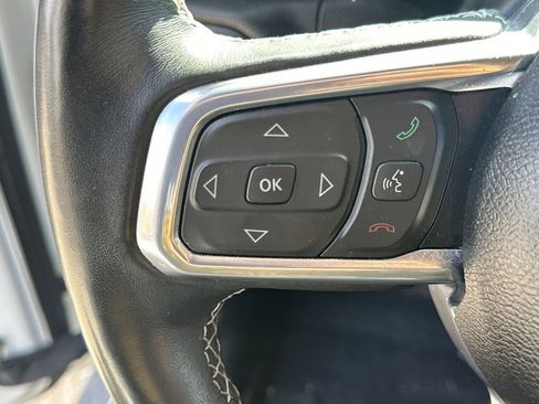 Used 2022 Jeep Wrangler Unlimited Sahara w/ Cold Weather Group image 25