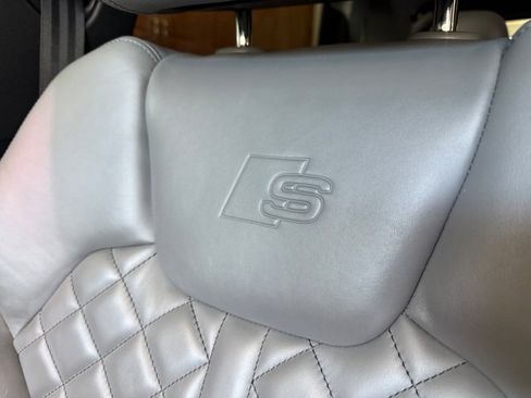 Used 2018 Audi SQ5 Prestige w/ Prestige Package image 14