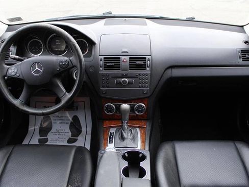 Used 2011 Mercedes-Benz C 300 4MATIC Sedan image 14