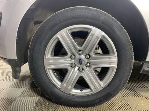 Used 2019 Ford Expedition Max XLT w/ Equipment Group 202A AWD/4WD image 36
