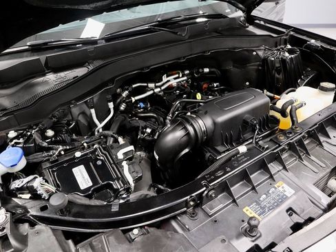 Certified 2023 Ford Explorer XLT w/ Equipment Group 202A image 19