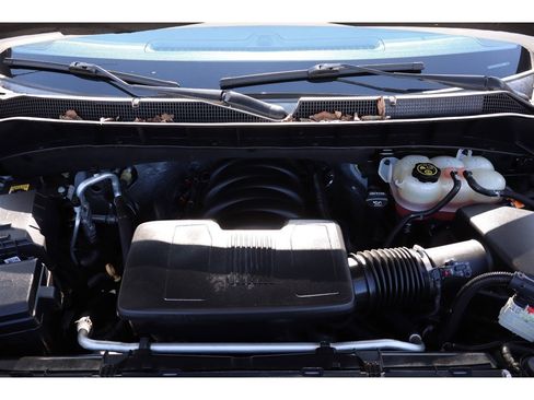 Used 2019 Chevrolet Silverado 1500 LT w/ All-Star Edition image 40