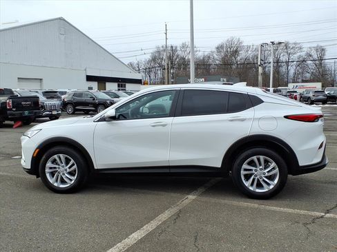 Used 2024 Buick Envista Preferred image 4