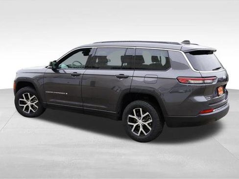 Certified 2024 Jeep Grand Cherokee L Limited w/ Luxury Tech Group II AWD/4WD image 8