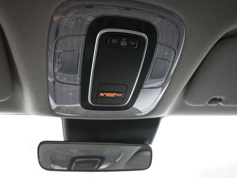 Certified 2021 Hyundai Elantra SE FWD image 17