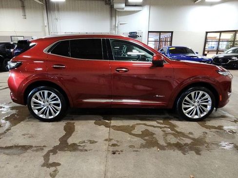 Certified 2024 Buick Envision Avenir image 2